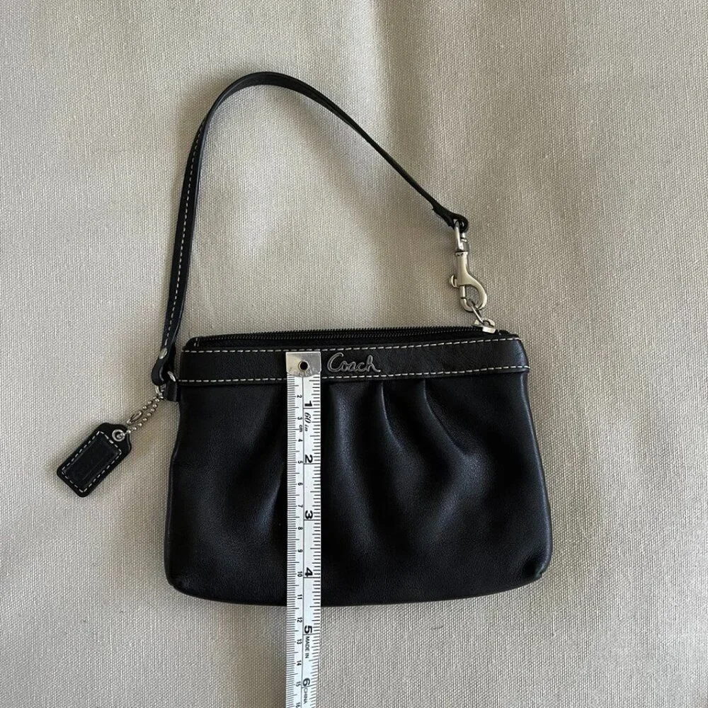 Coach Leather Wristlet Black